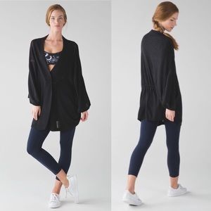 Lululemon breeze easy wrap